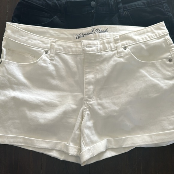 3 pack of shorts - Picture 2 of 6
